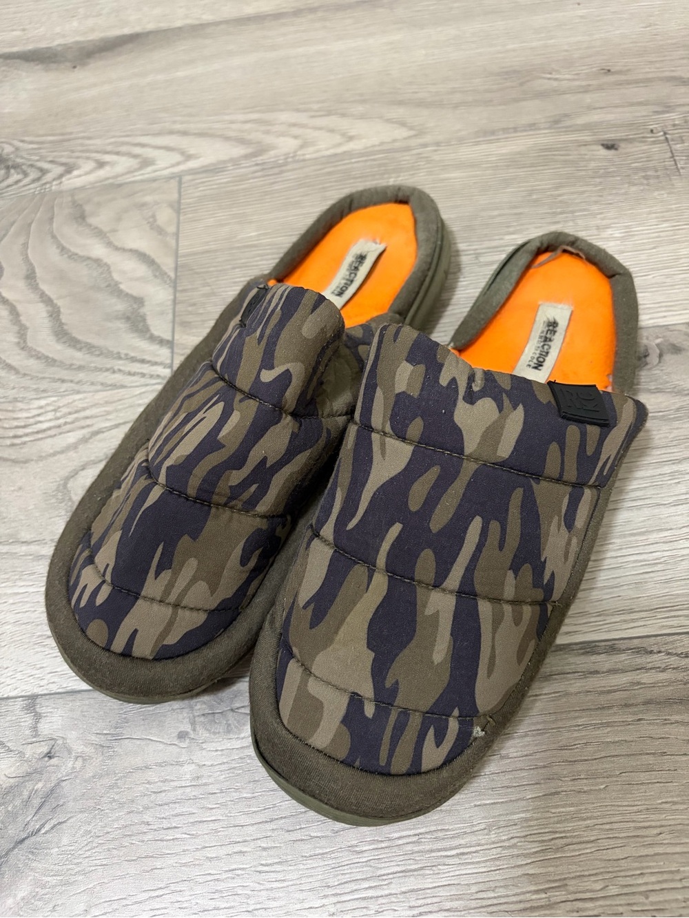 Kenneth Cole Reaction Men's Camo Slip-On Loafers in Olive and Orange